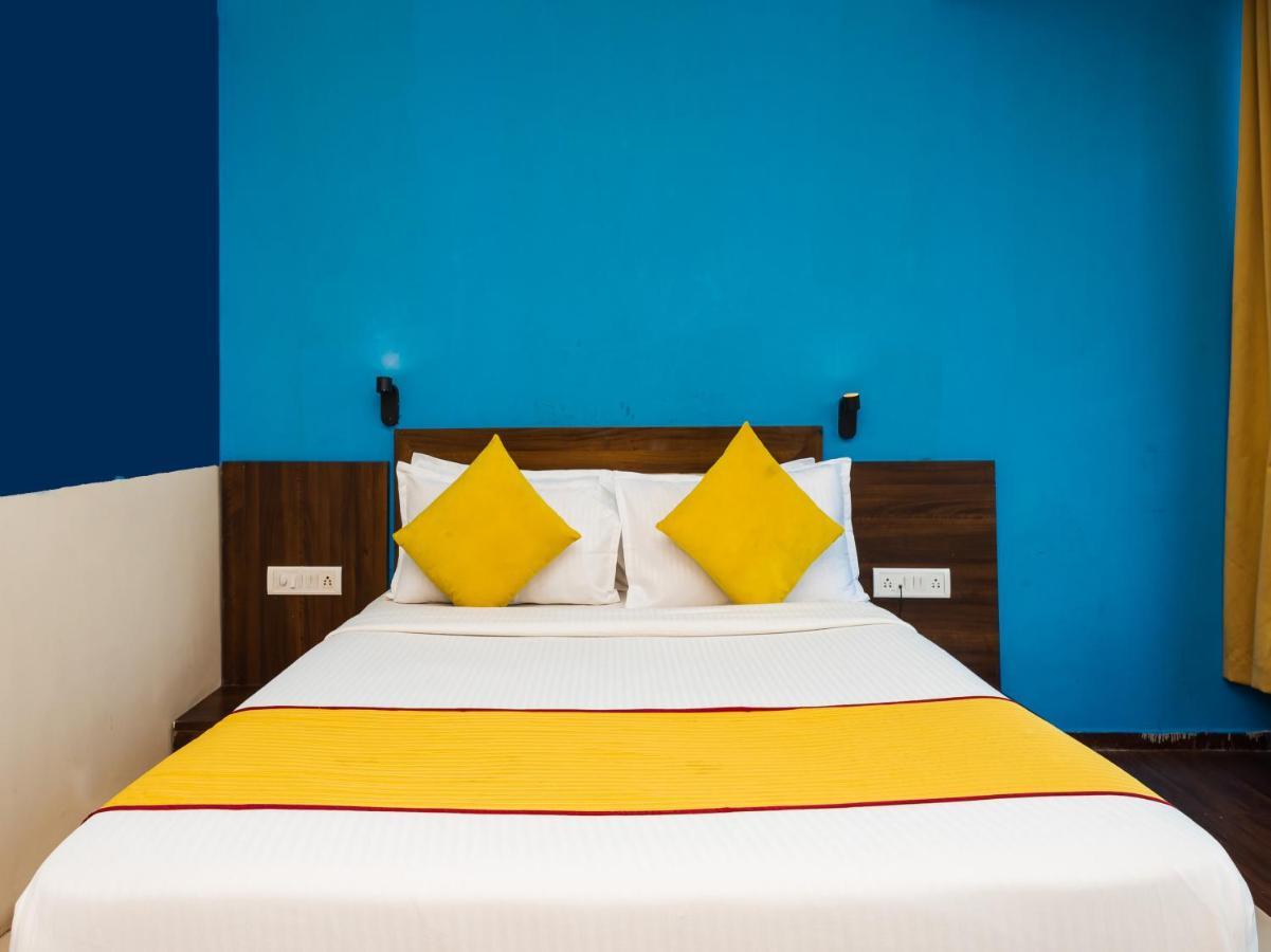 Hotel Aura - Near Malad Link Road Gorai Dış mekan fotoğraf