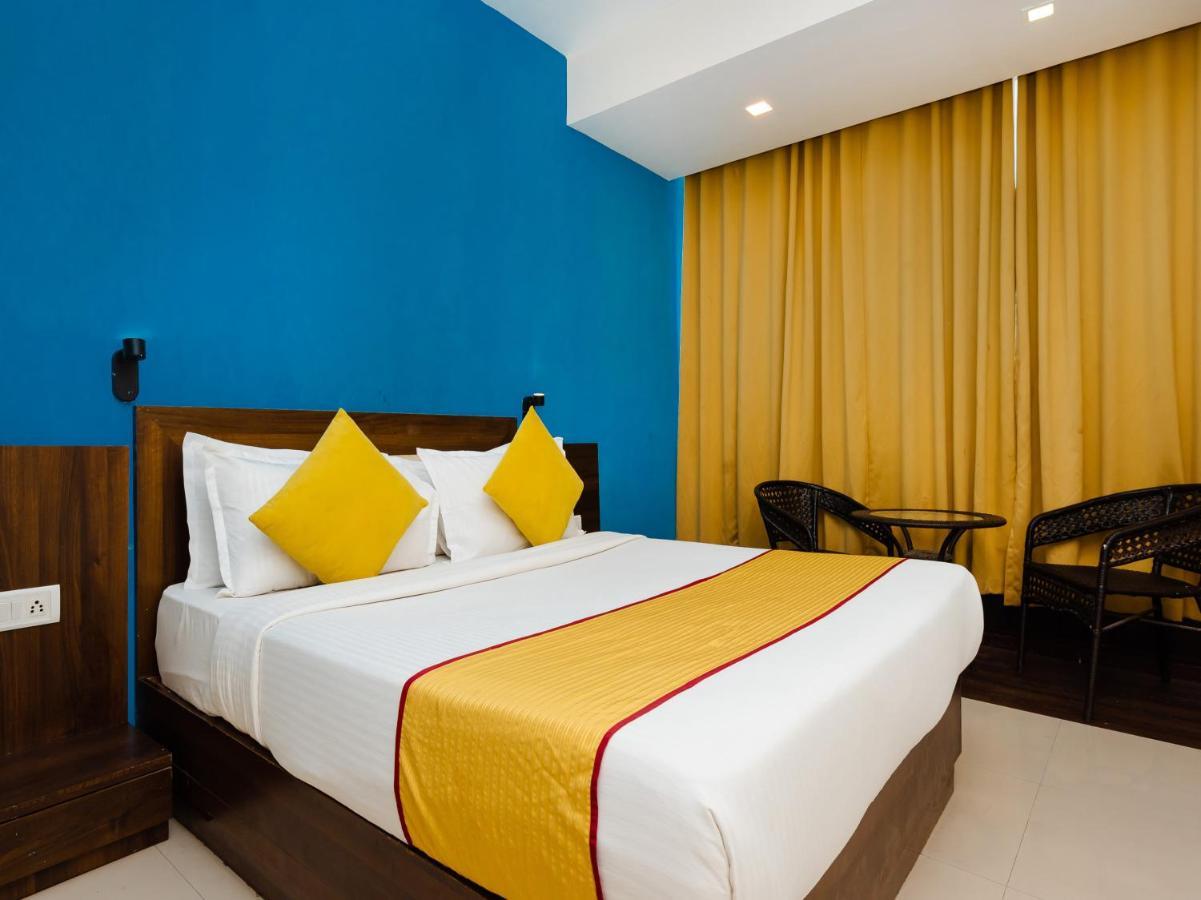 Hotel Aura - Near Malad Link Road Gorai Dış mekan fotoğraf