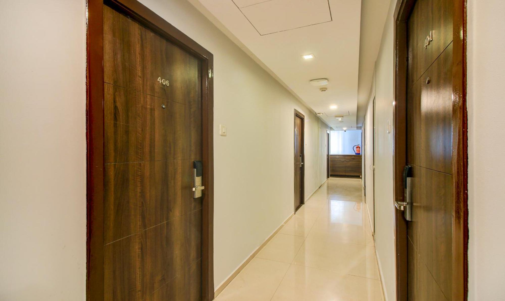 Hotel Aura - Near Malad Link Road Gorai Dış mekan fotoğraf
